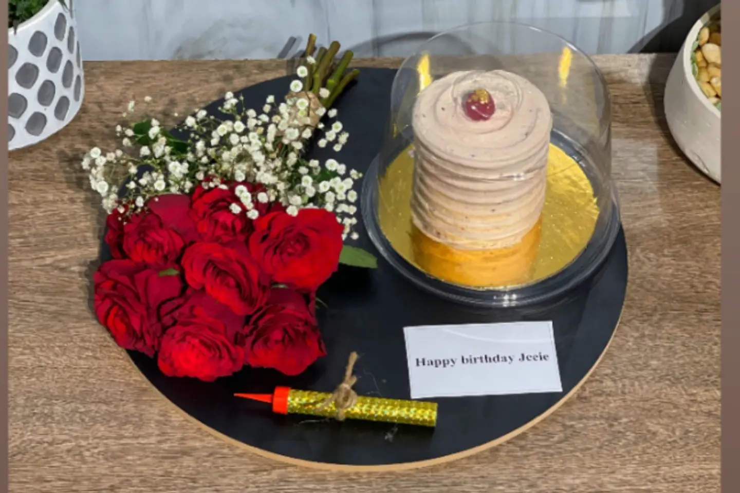 هدية السعادة ٩