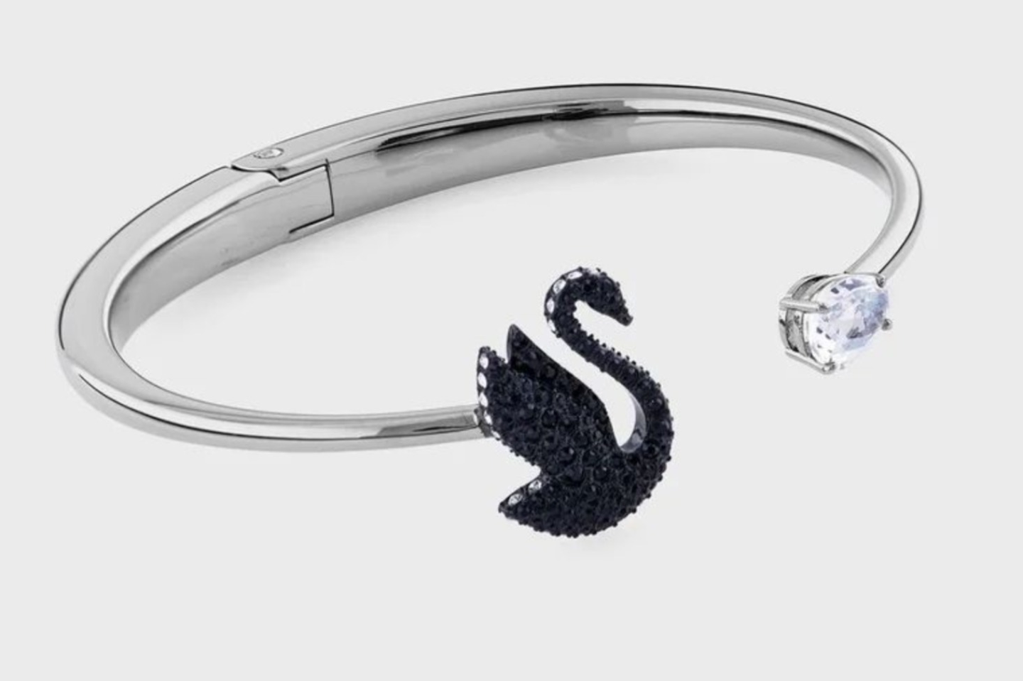 سواروفسكي سوار بنغل بتصميم البجعة، لون أسود، طلاء روثينيوم ماركة عالمية اصلية مقاس سمول