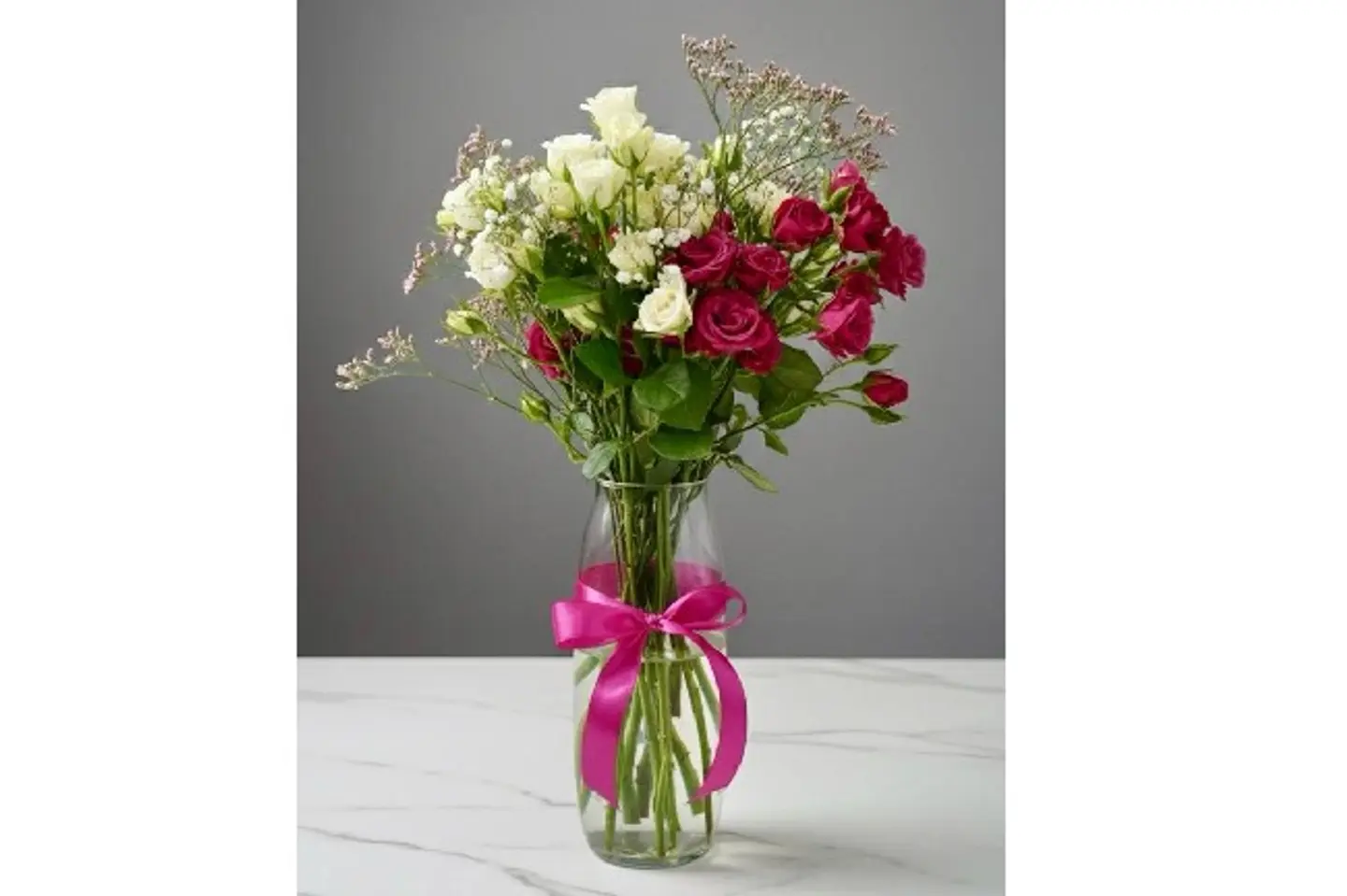 Twelve Spray Roses And Accessories With Vase 337