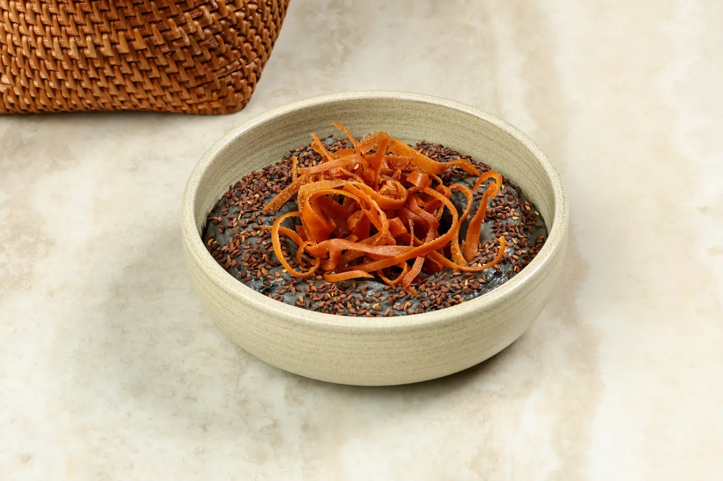 بلاك ماربل بتمون