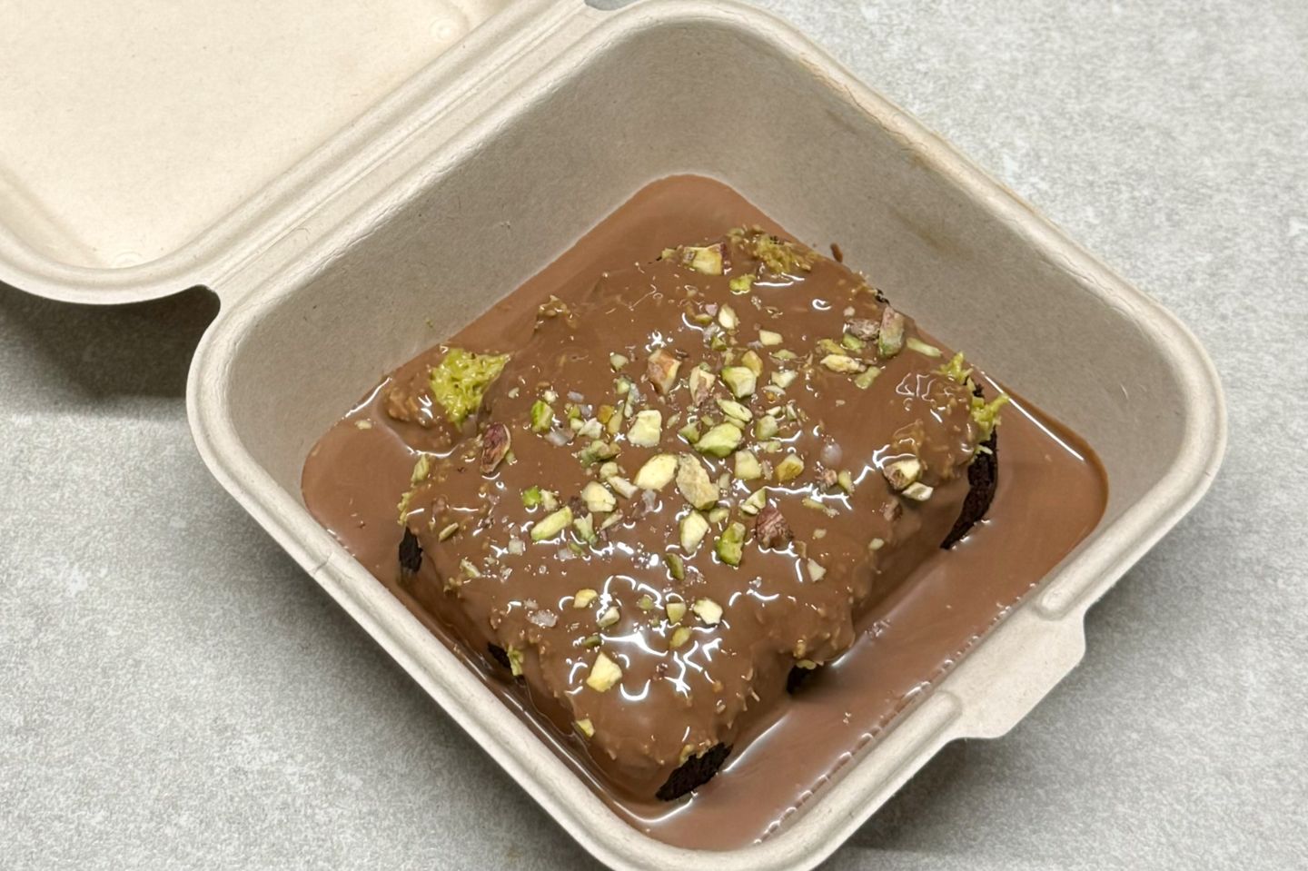 Pistachio Flat Cake
