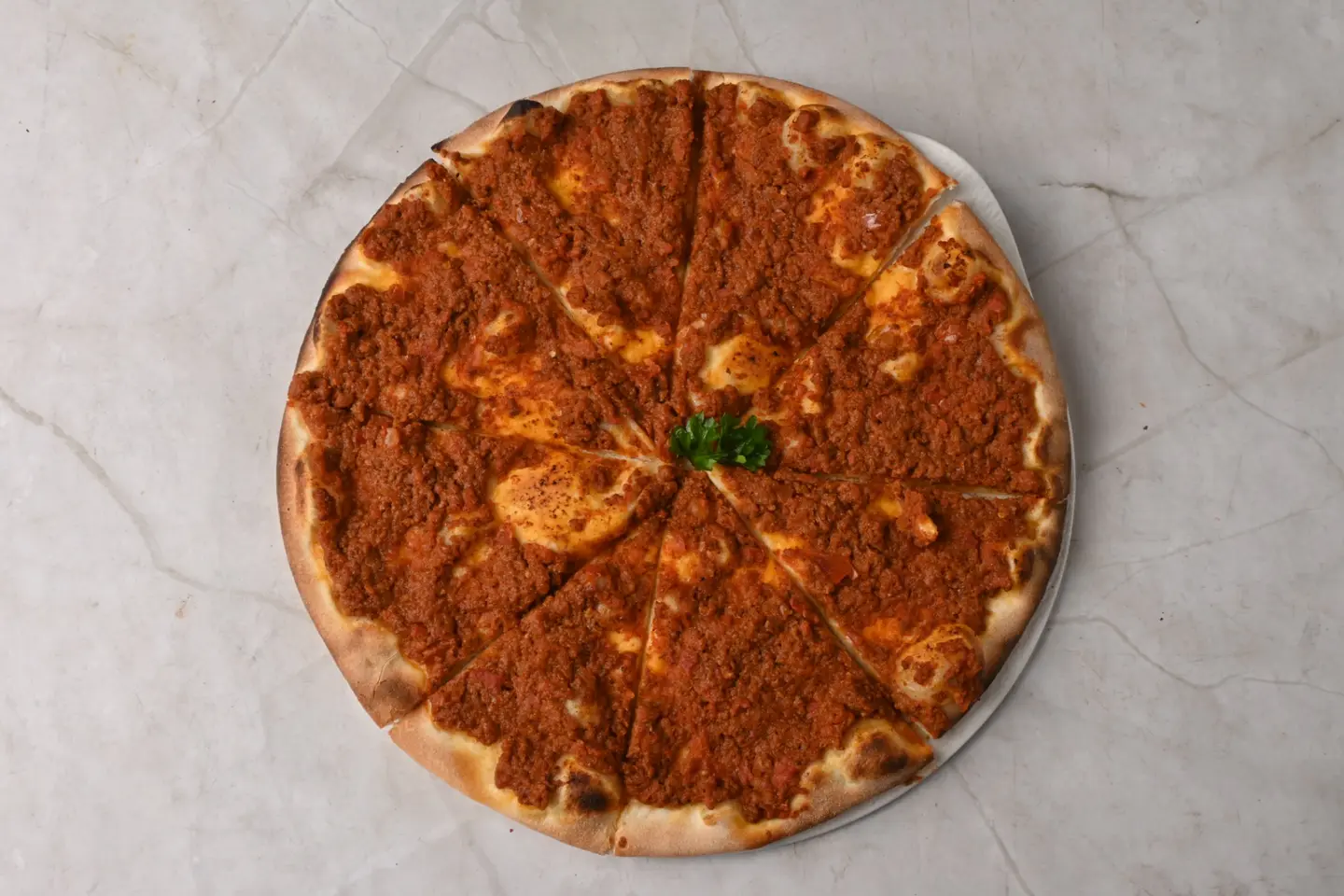 مناقيش لحمة