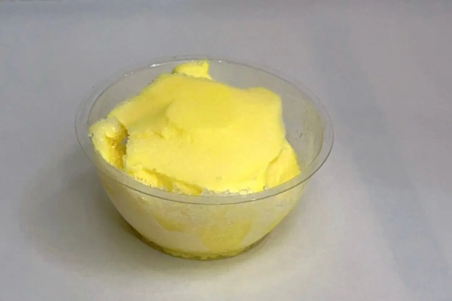 كيكة الزعفران