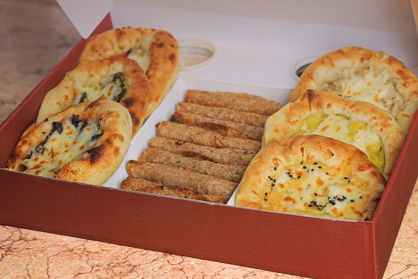 Pie And Musakhan Roll Box