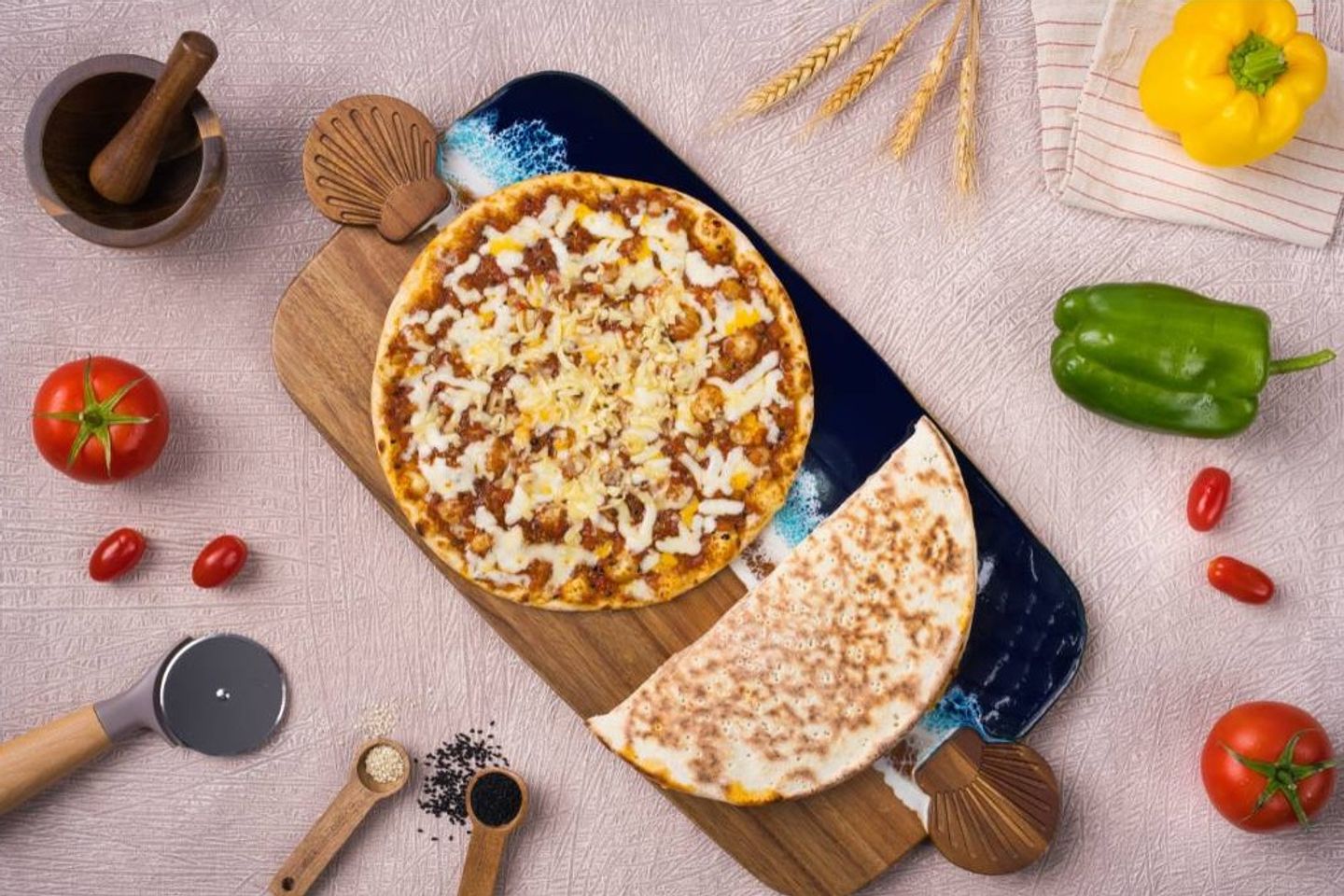 Mohmera With Cheese Pie