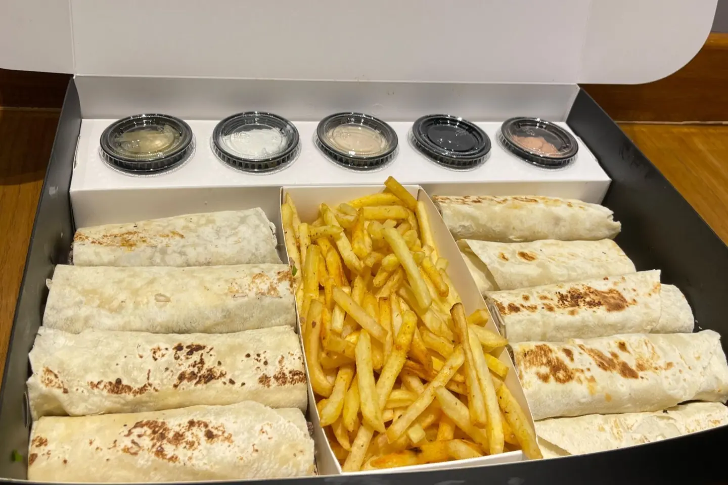 صندوق شاورما دجاج عائلي