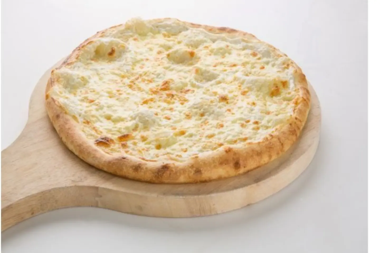 بيتزا جبن سائل