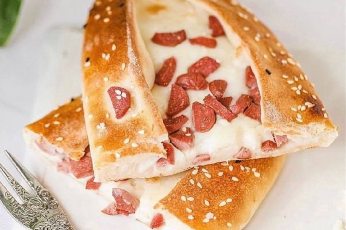 جبن كرفت مع النقانق