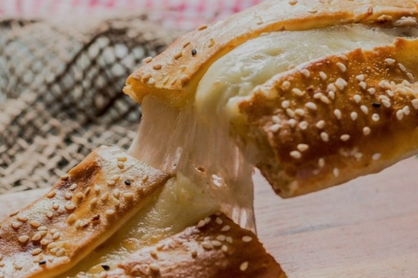 جبن موزريلا