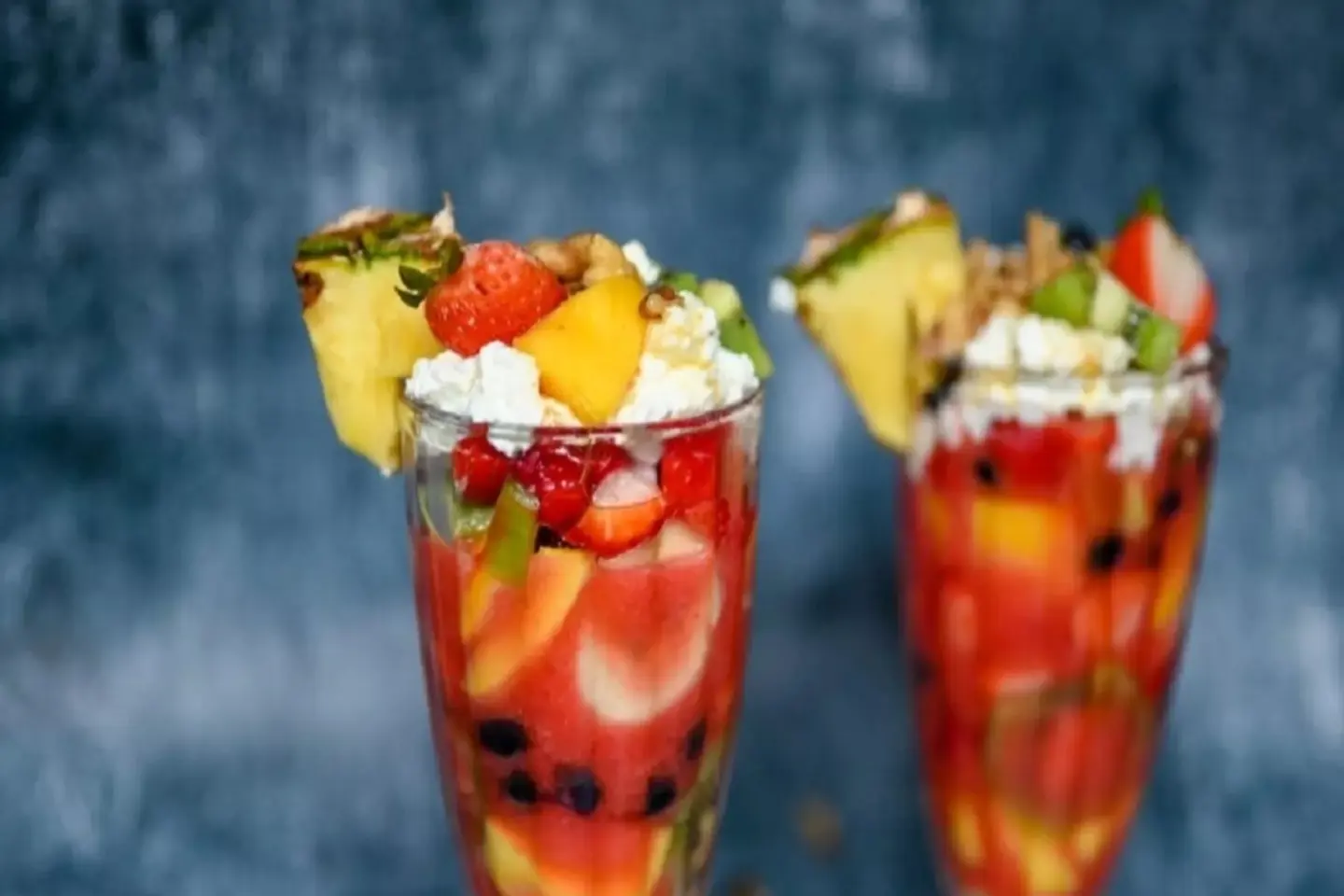 فخفخينا - وسط