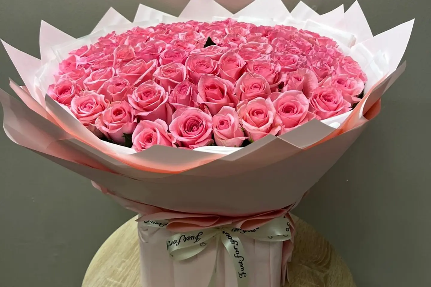 Pink Rose Bouquet Wrapping