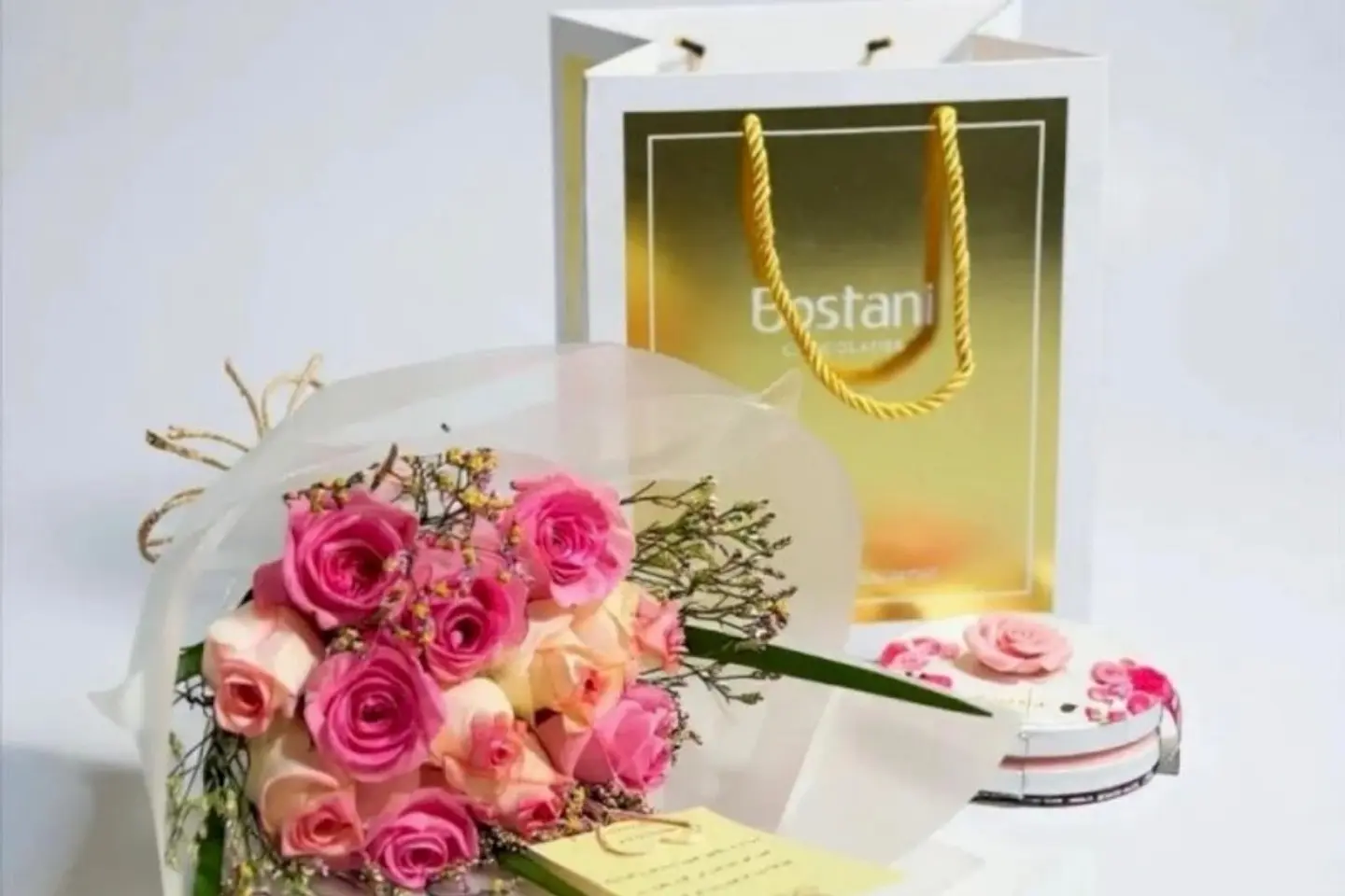 تنسيق ناعم مع شوكلاته انوش