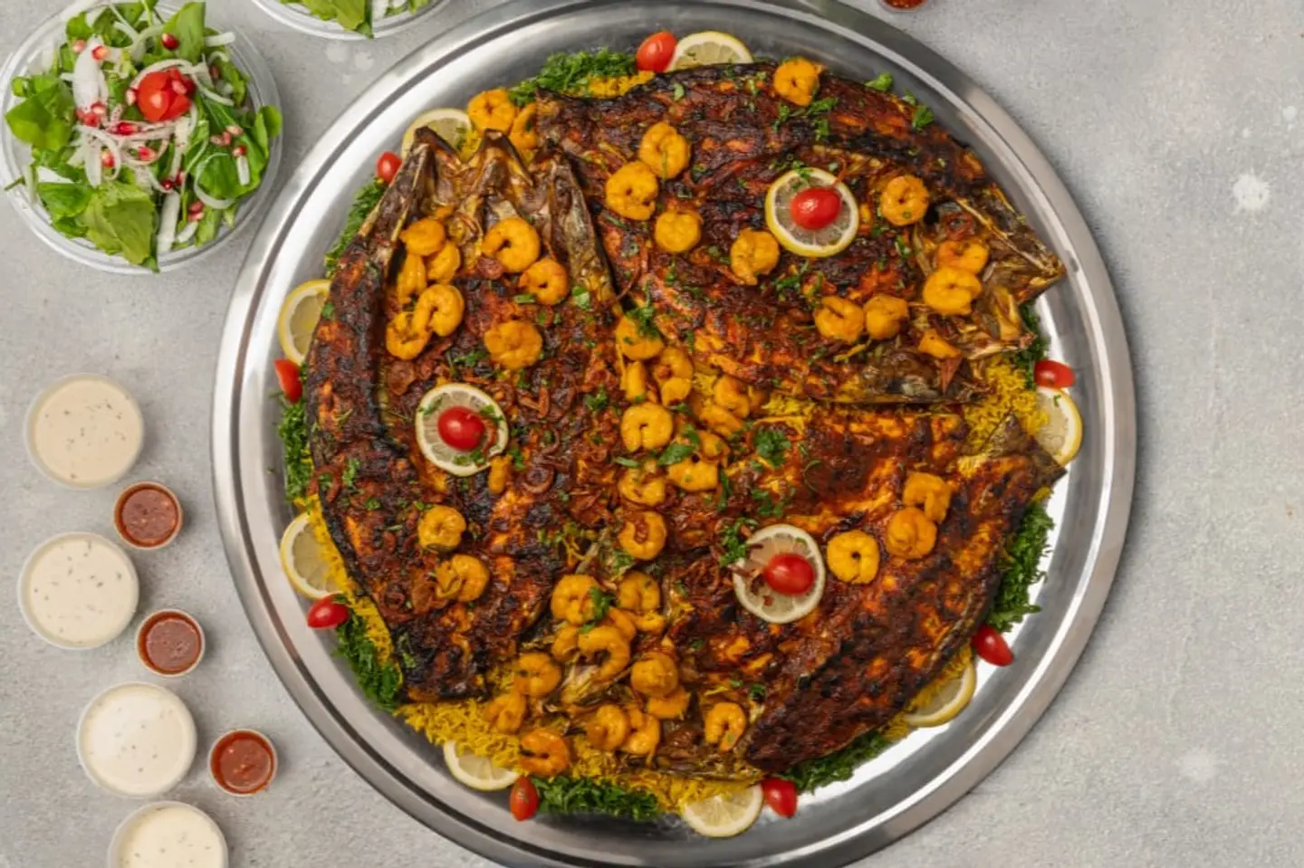 طبق ملكي كبير