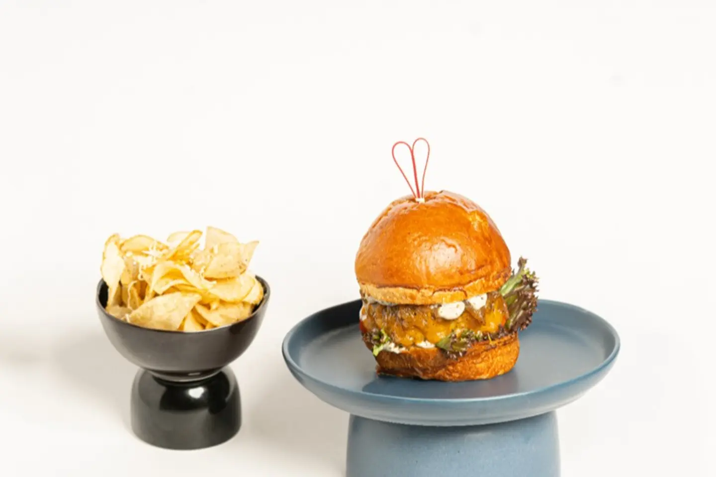Pastel Cheesy Burger
