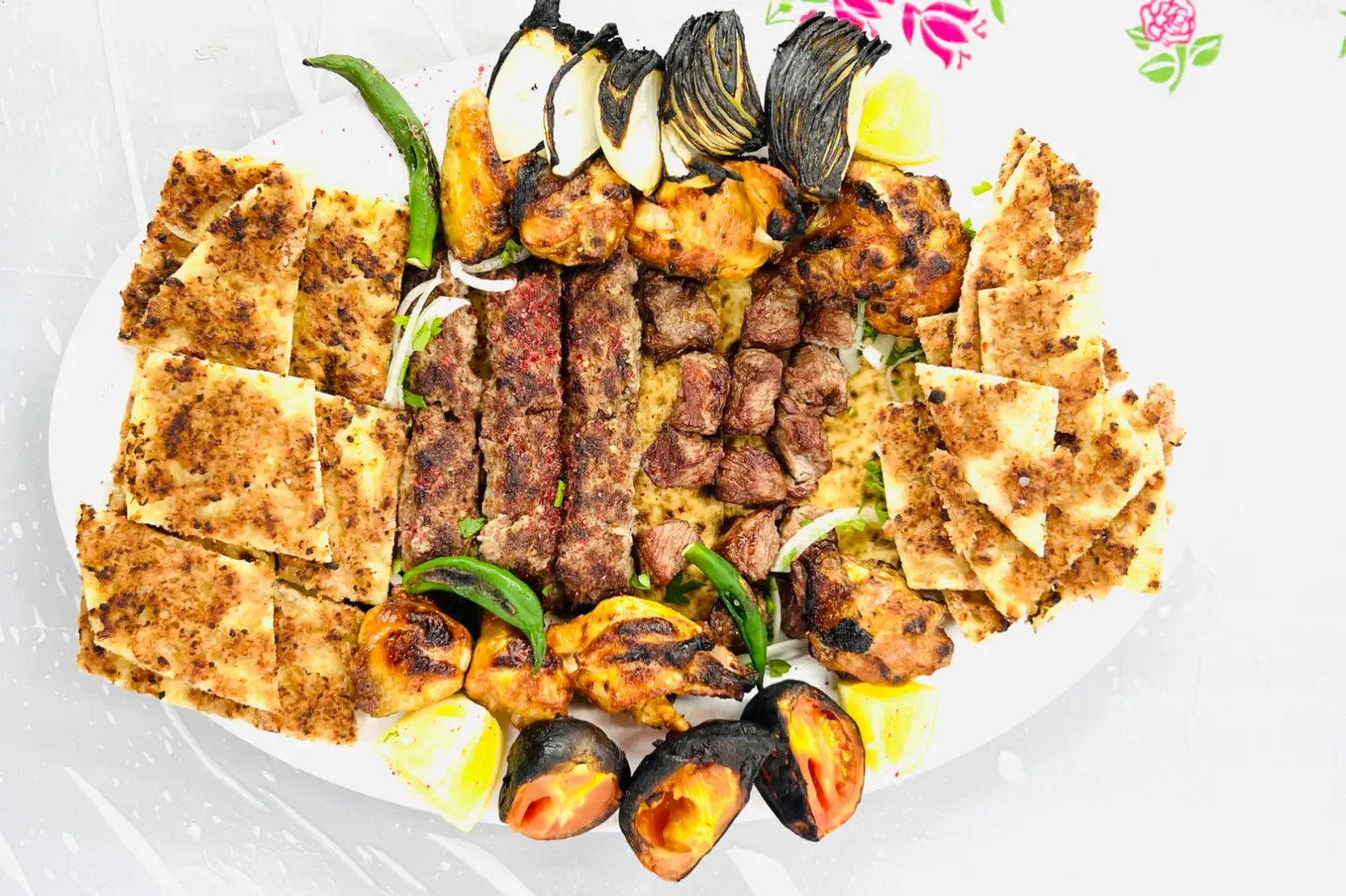 مشكل مشاوي اربعة نفر مع العرايس