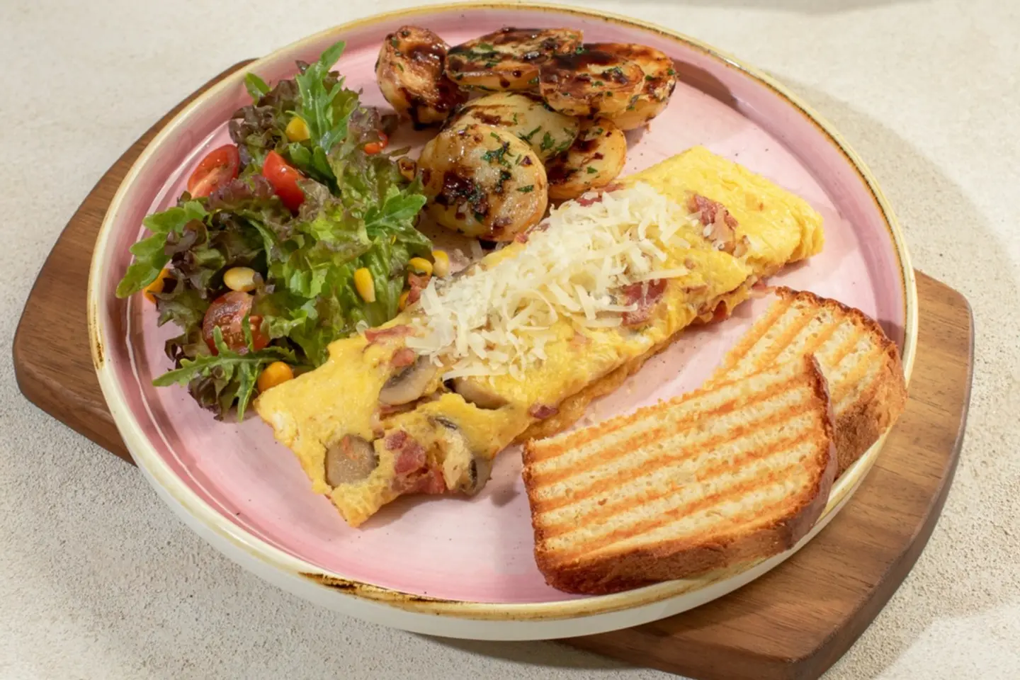 Bacon And Mushroom Omelette