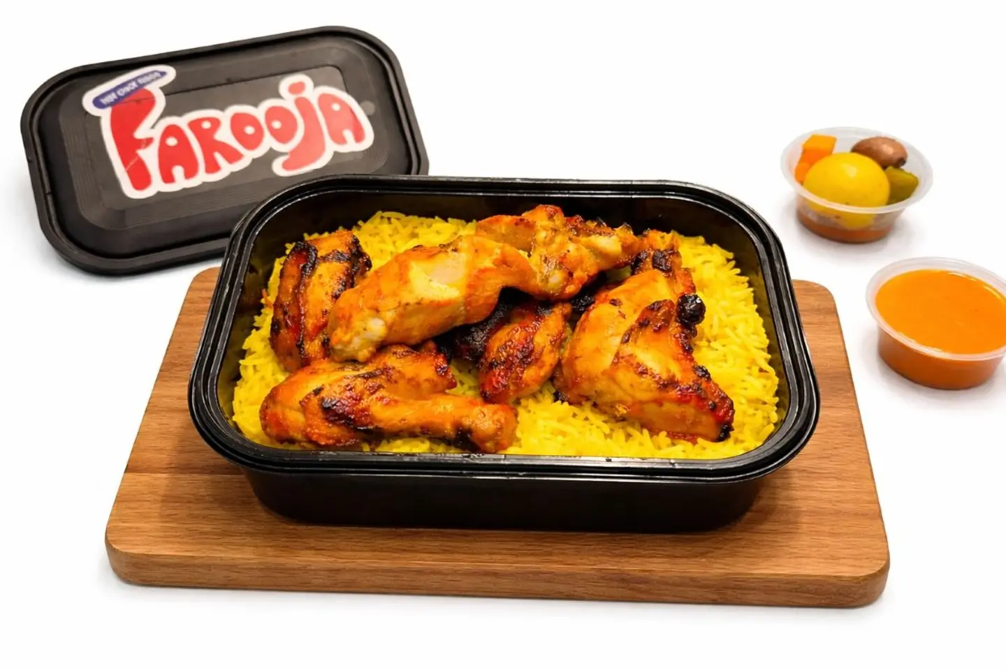 نصف دجاج مشوي على الفحم مع رز بسمتي