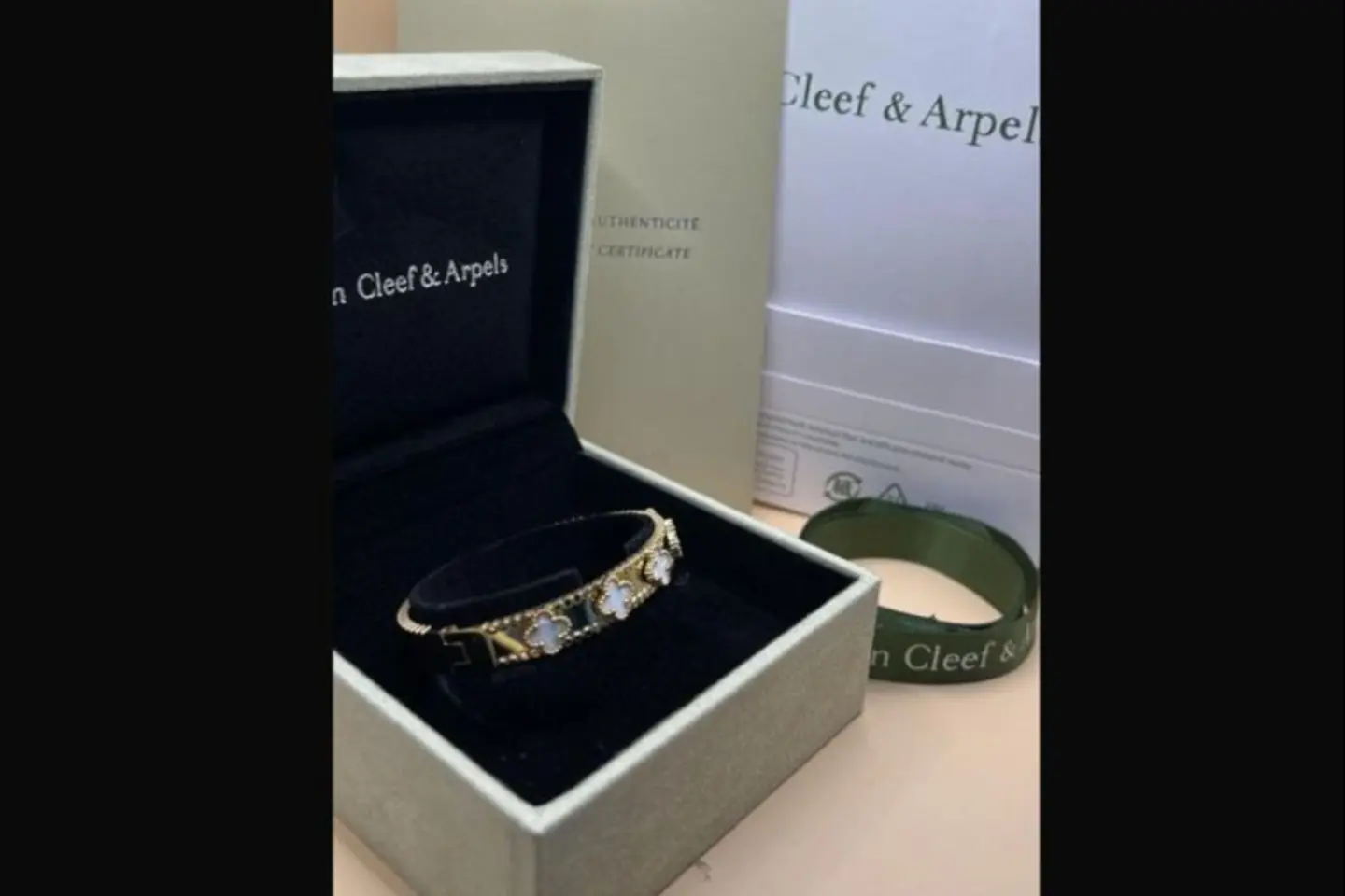 Van Cleef Arpels Bracelet