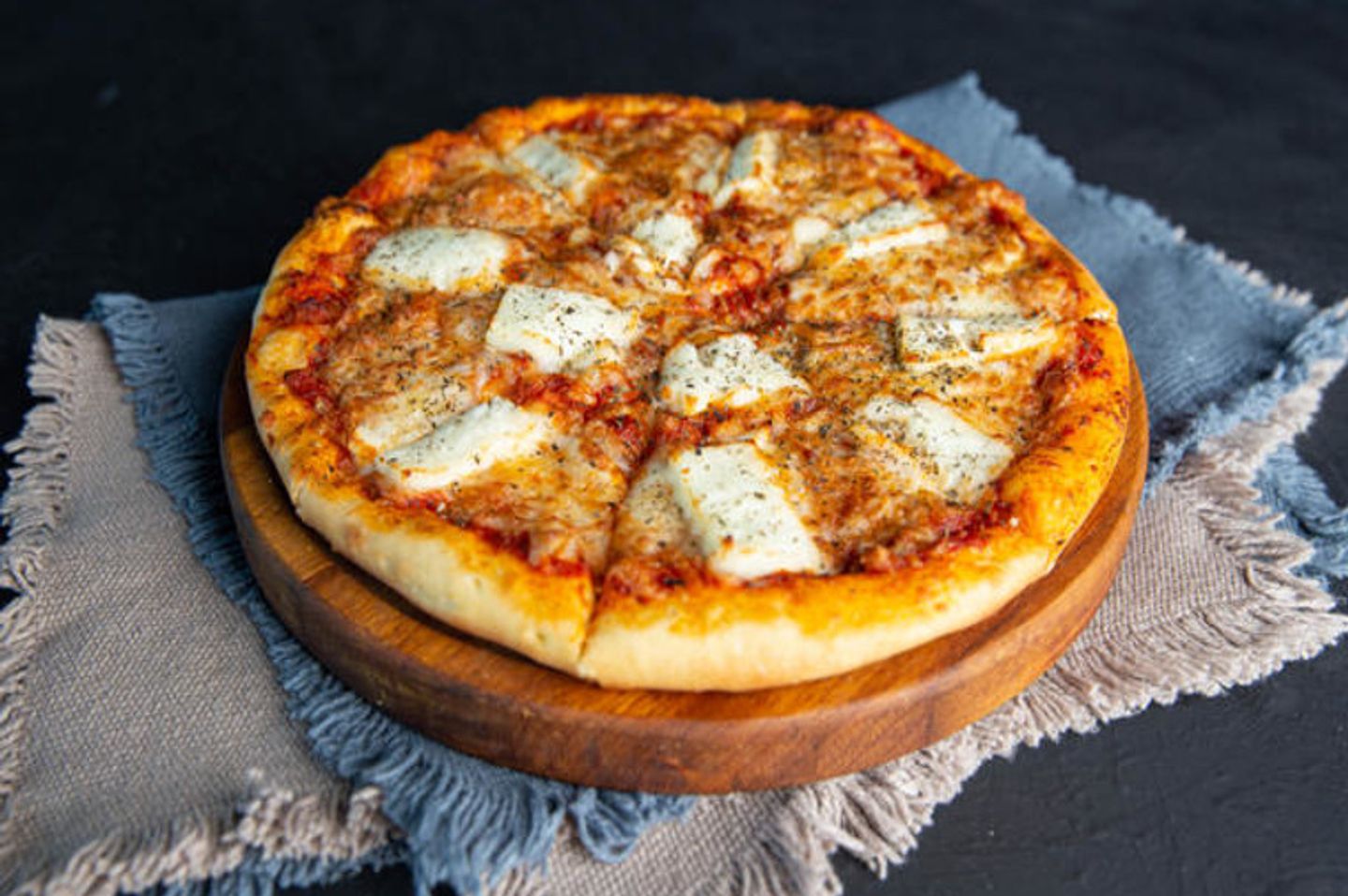 Halloumi Cheese Pizza