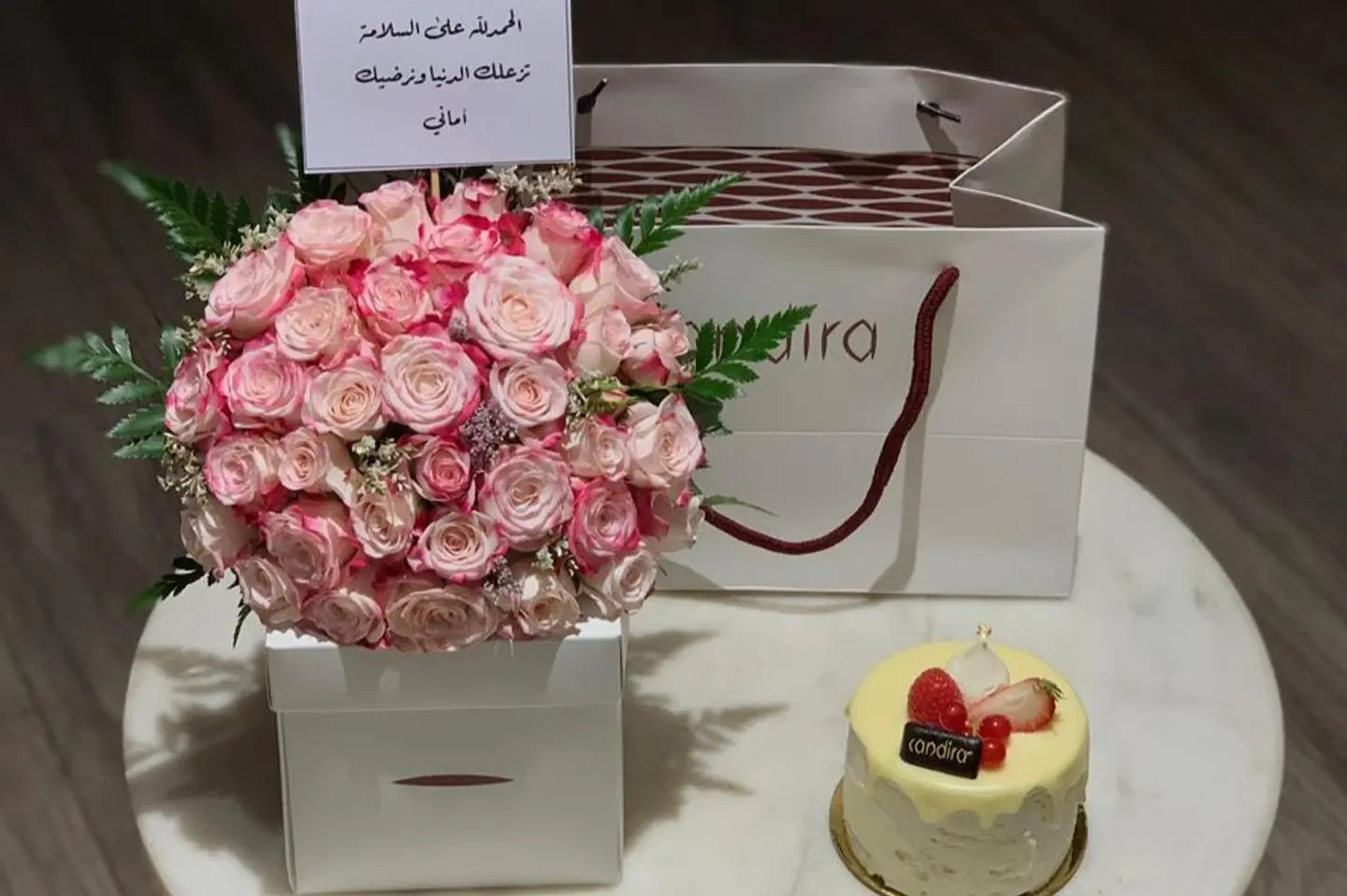 ميني كيك وورد