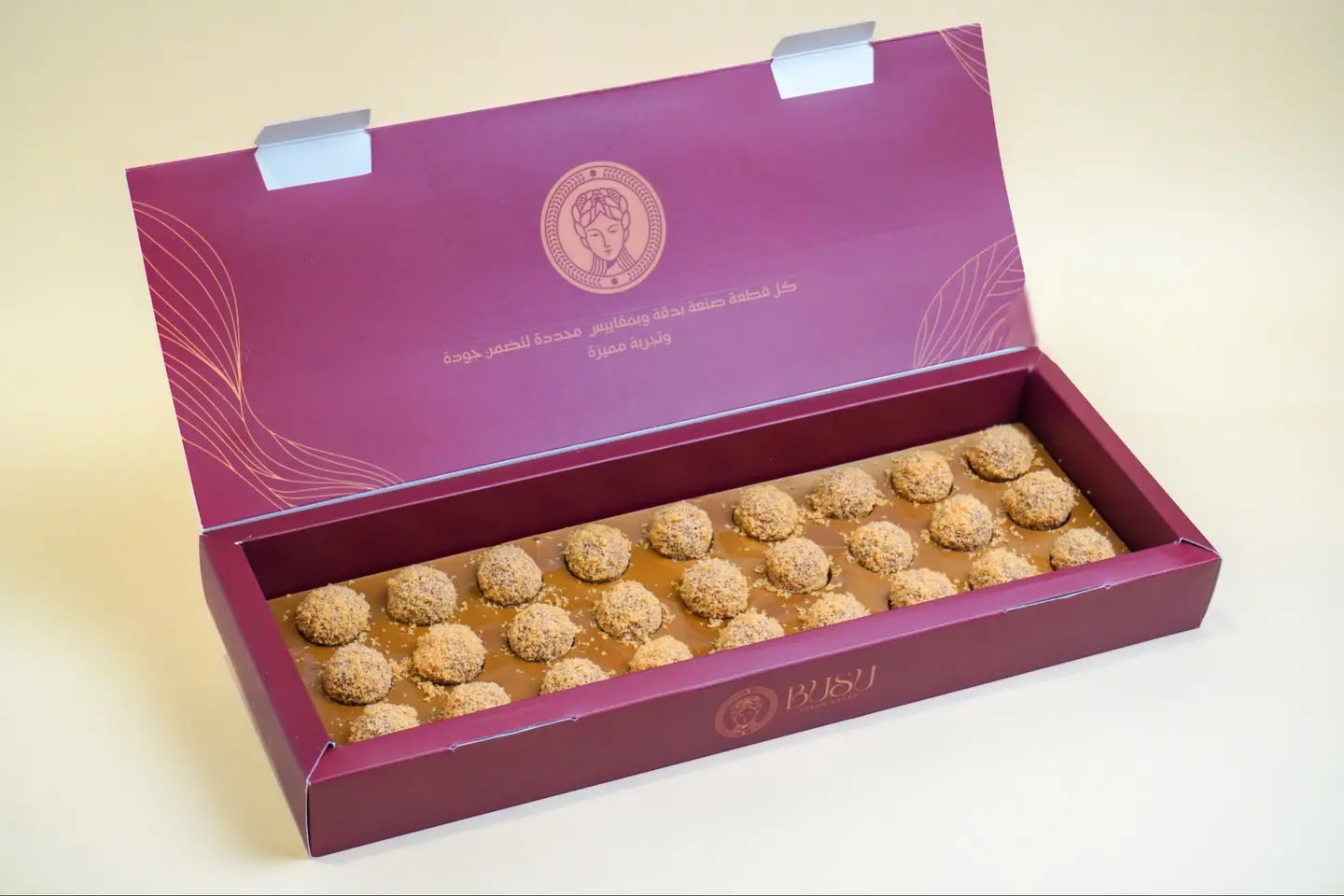 بوكس كرات جوز الهند المكرملة