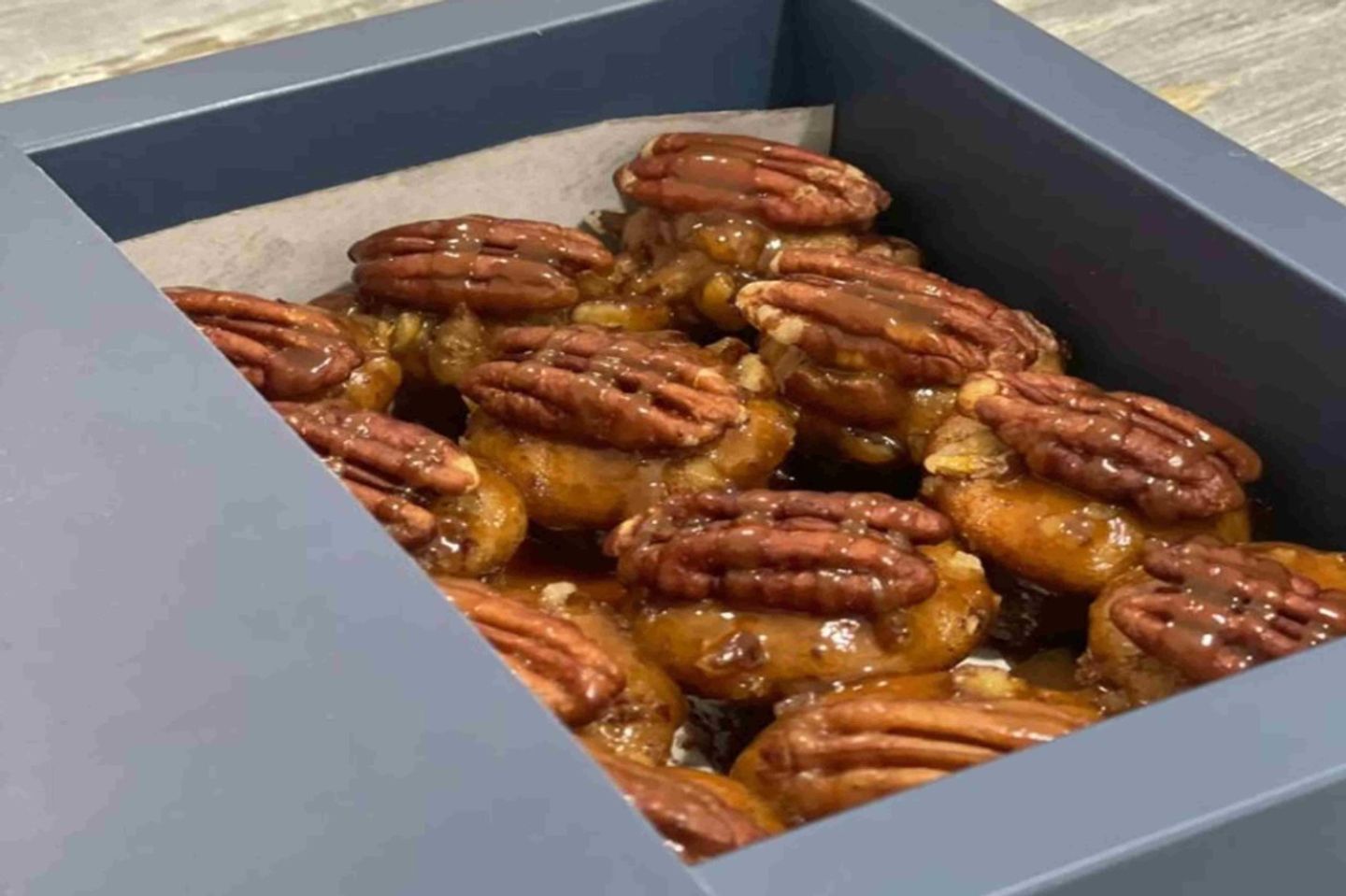 Mini Date Cake With Pecan