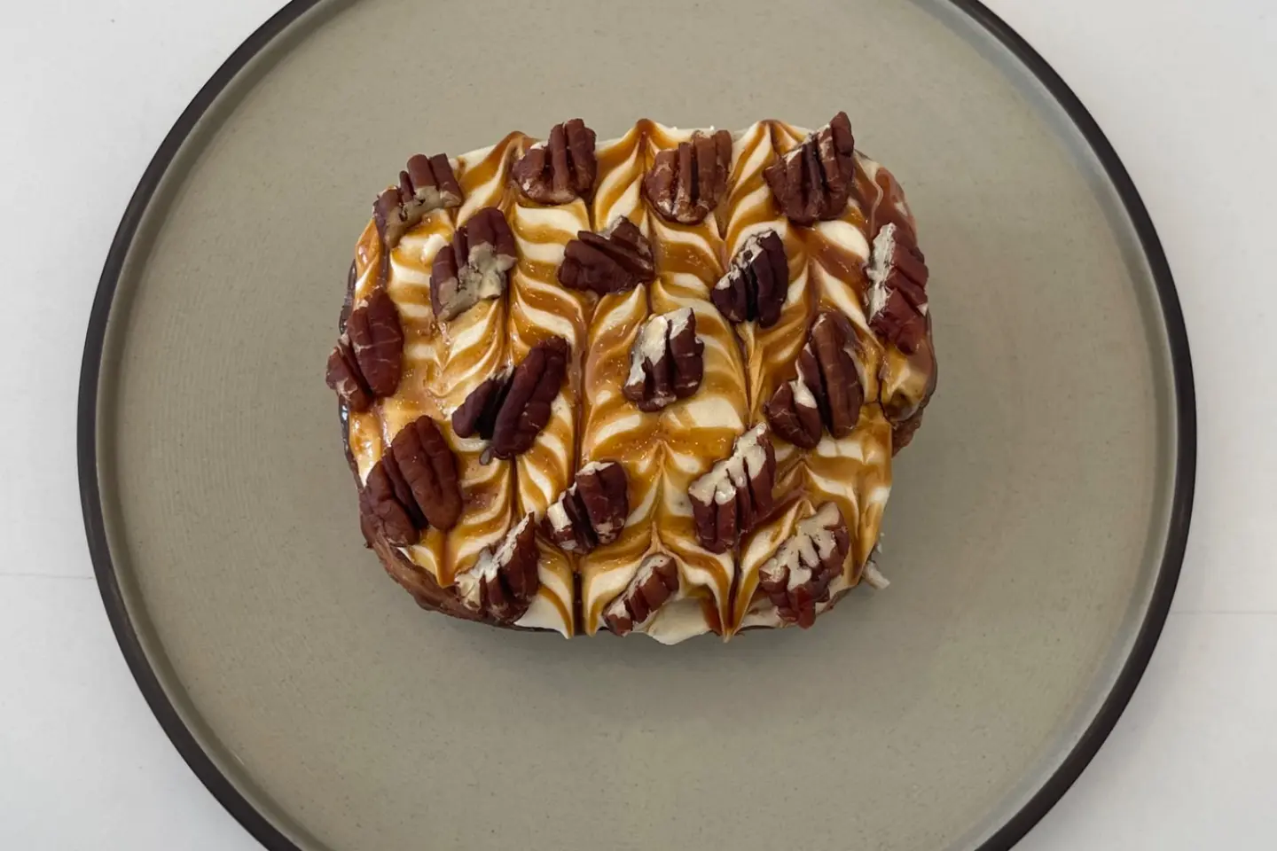 Caramel Pecan Cinnamon Roll
