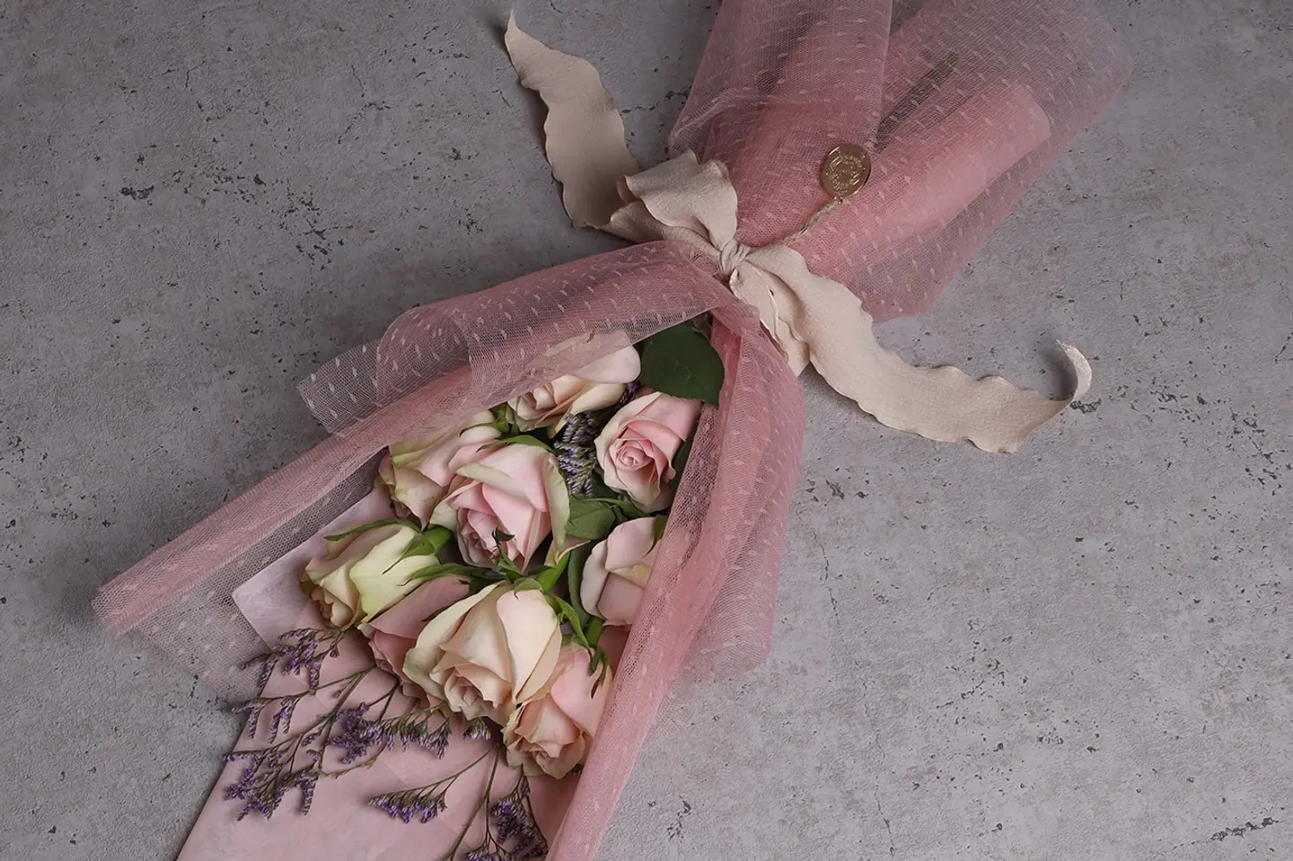 Natural Keukenhof Rose Bouquet31