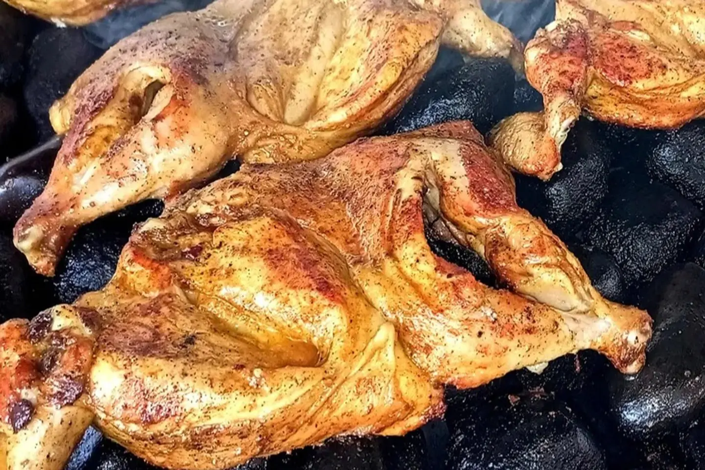 نصف حبة دجاج مظبي بدون أرز