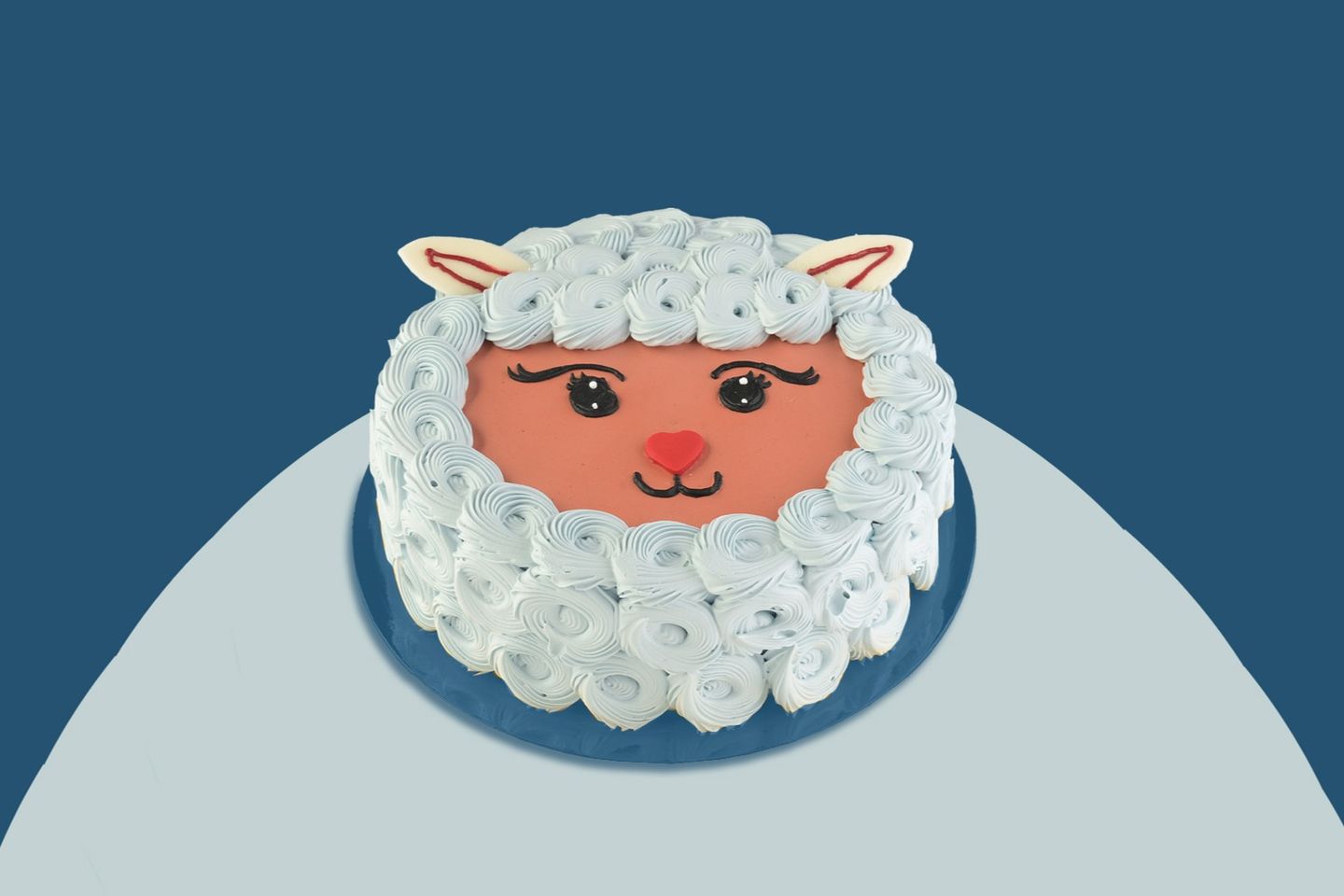 كيكة خروف العيد توفي رمادي