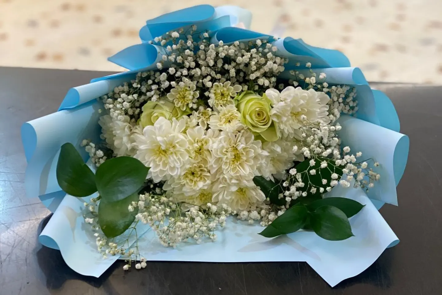 باقة ورد وريحان اثنين و ثلاثون