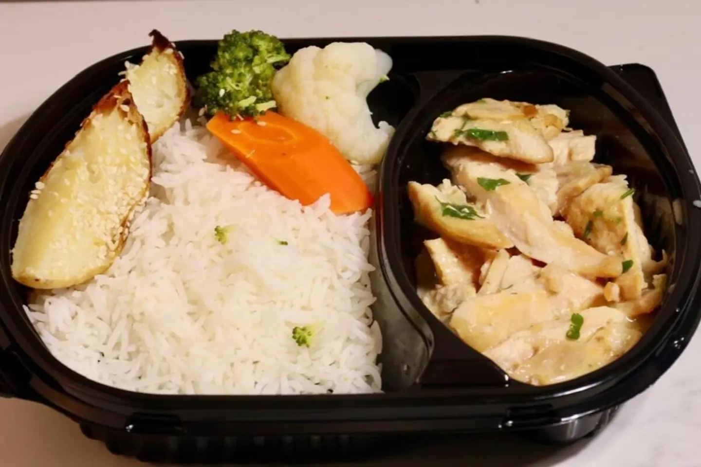 دجاج بالمشروم - مائة وخمسون غرام