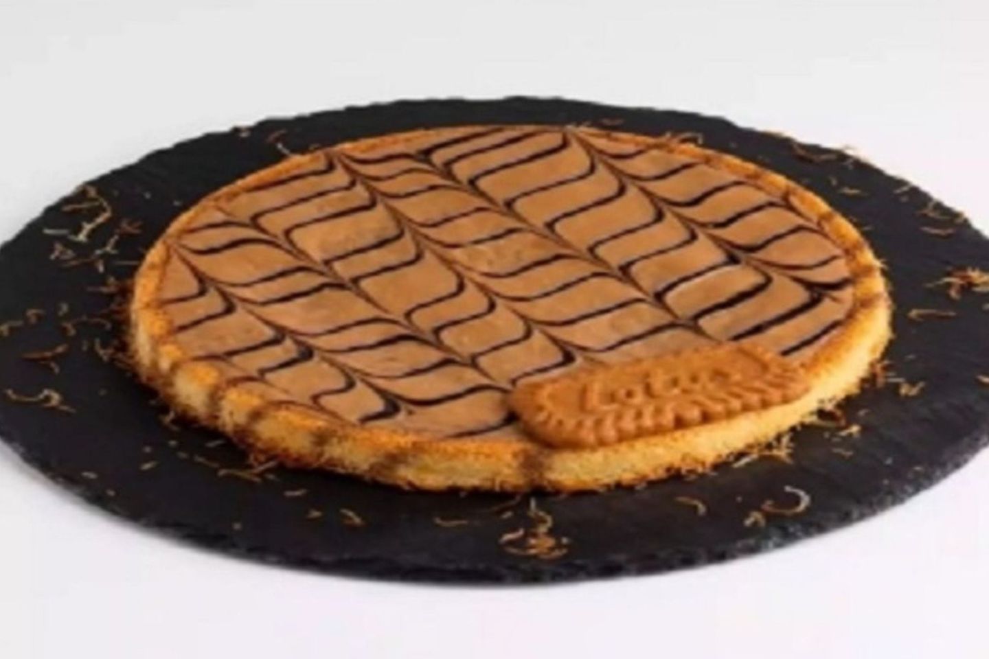 Kunafa Lotuz
