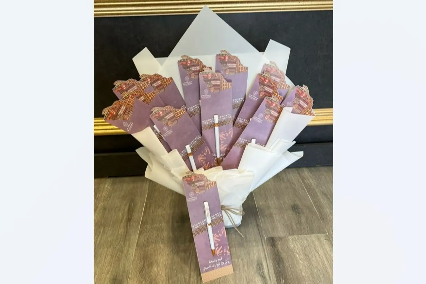 Bouquet Distributions Of Founding Pens