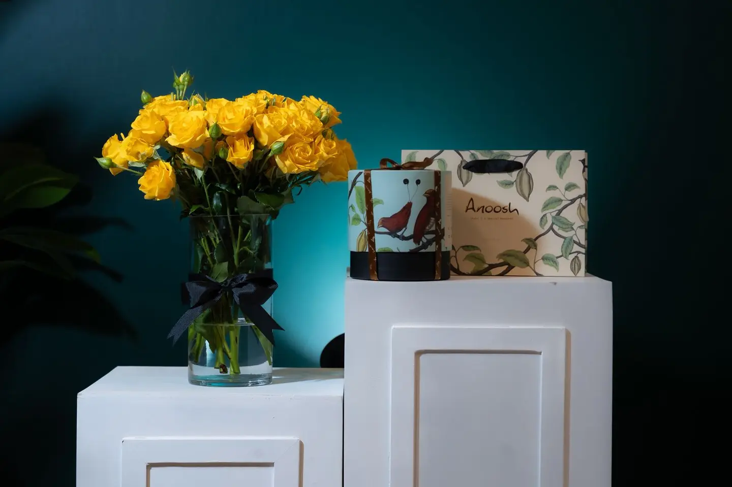 شوكلت انوش مع فازه ورد