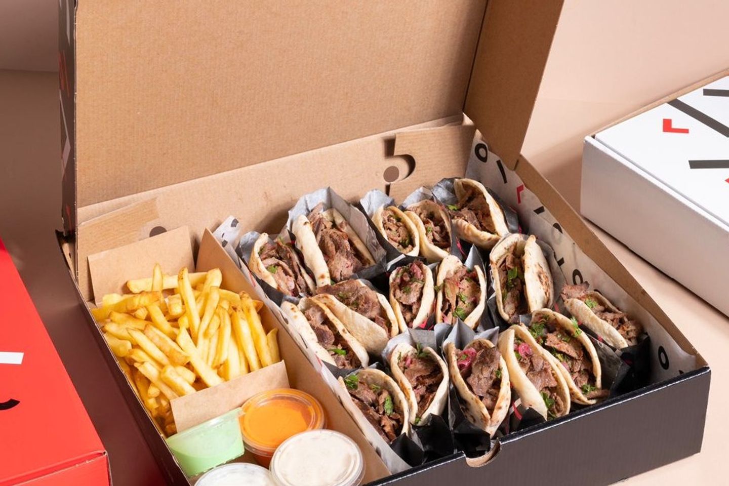 Gourmet Meat Box 16 Pieces