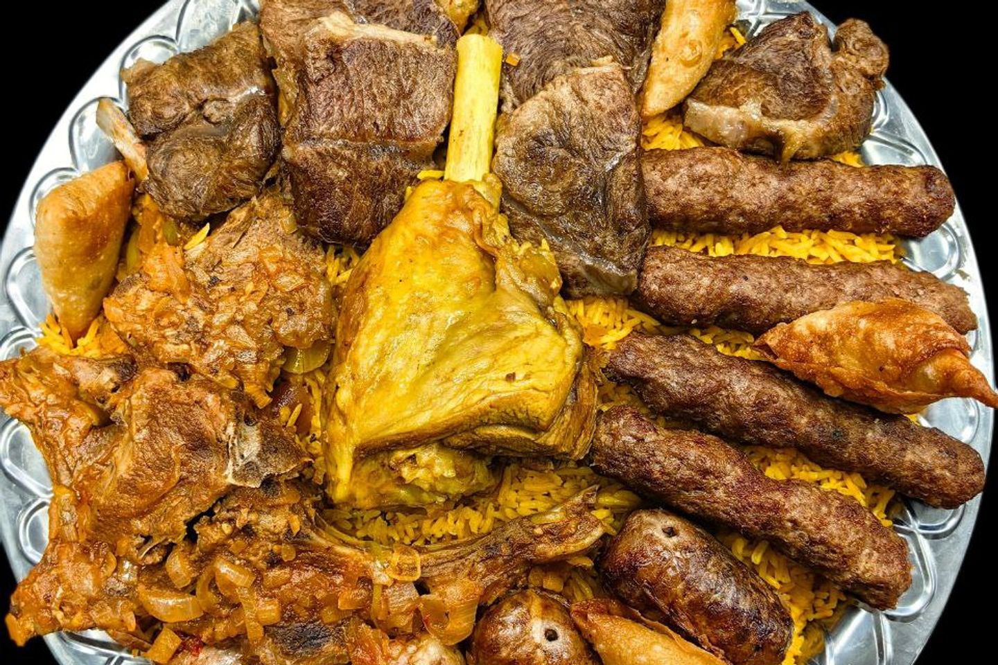 صنية الاكيلة