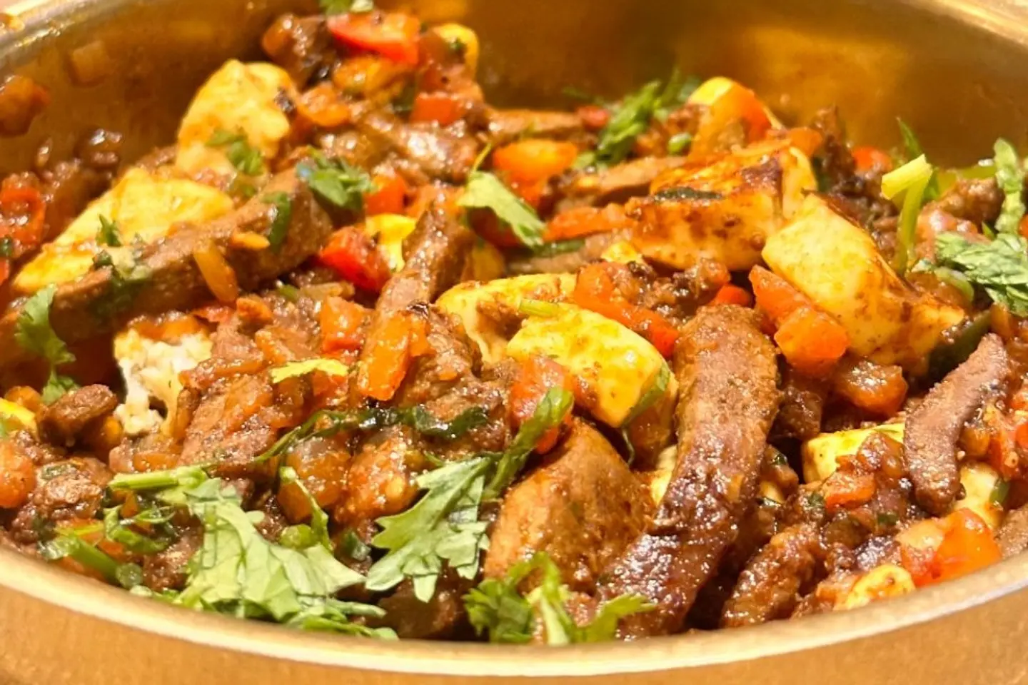 كبدة مع حلوم