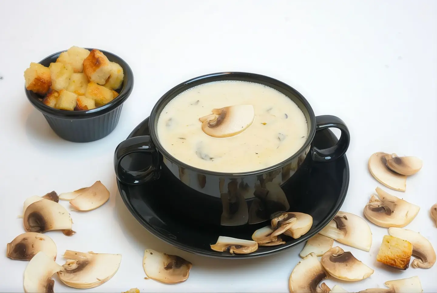 شوربة فطر بالكريمة