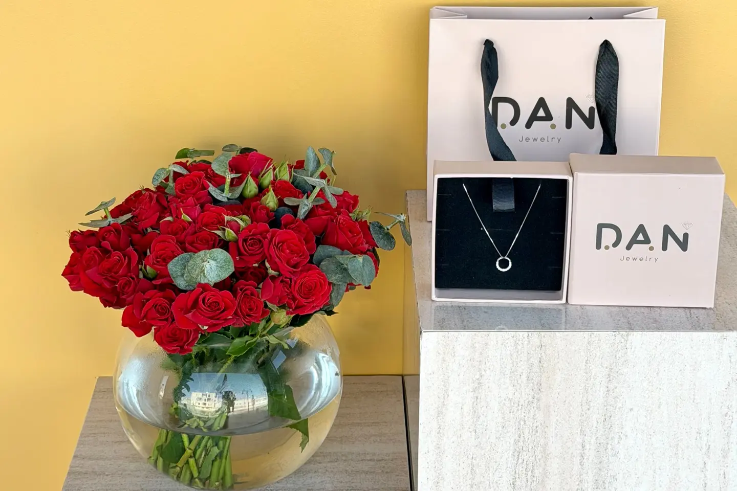 سلسال دان فضة مع فازة دايري