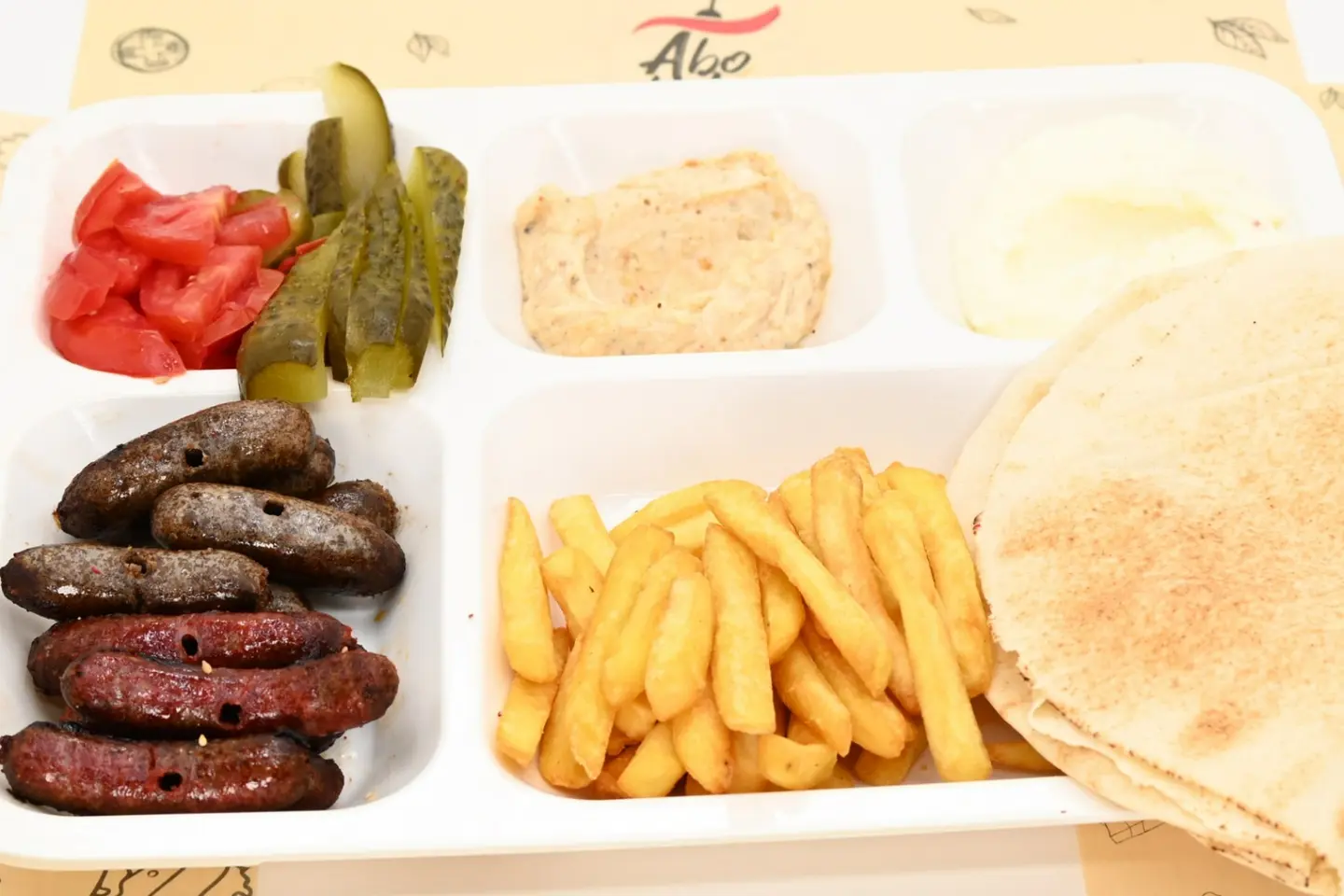 وجبة سجق و مقانق