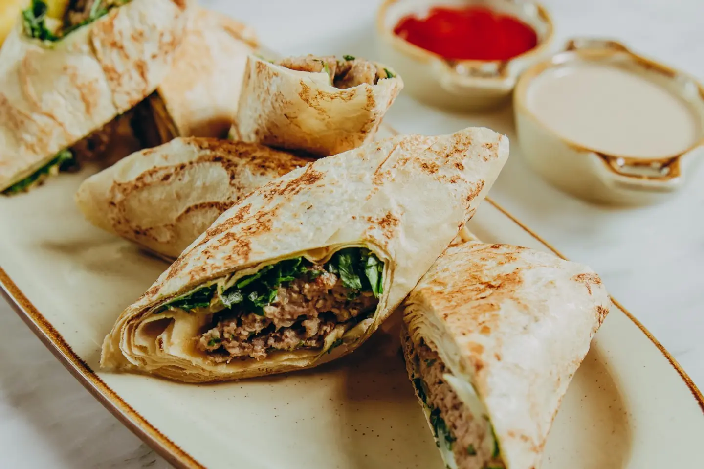 سندويش كباب لحم