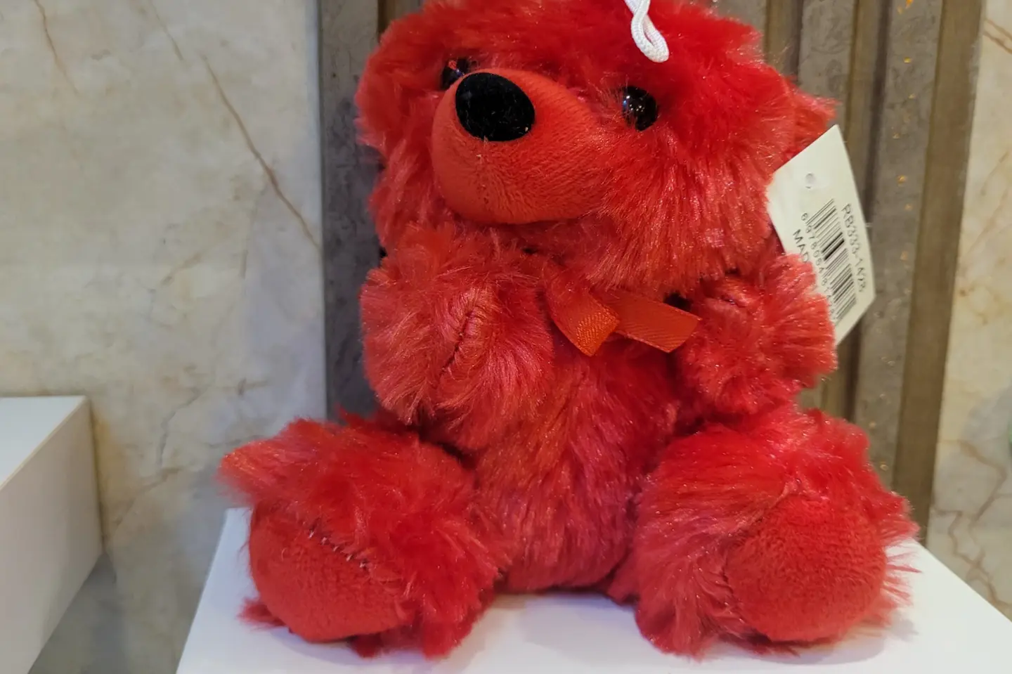 دبدوب صغير احمر