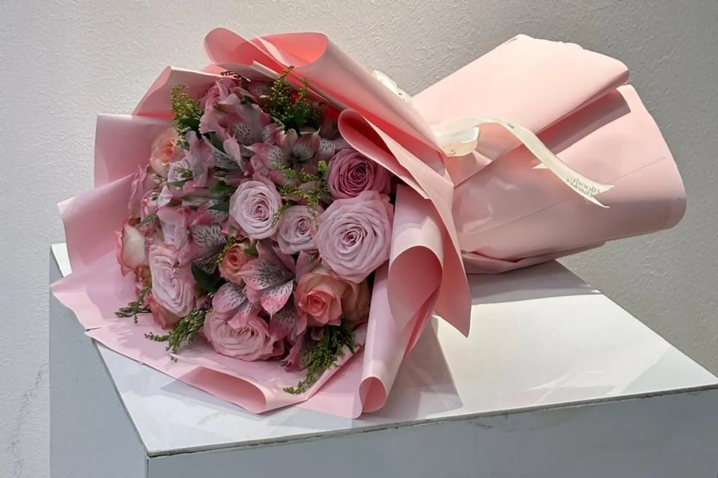 الاناقة لوز