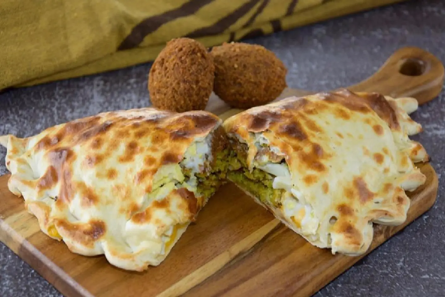 Falafel With Labnah