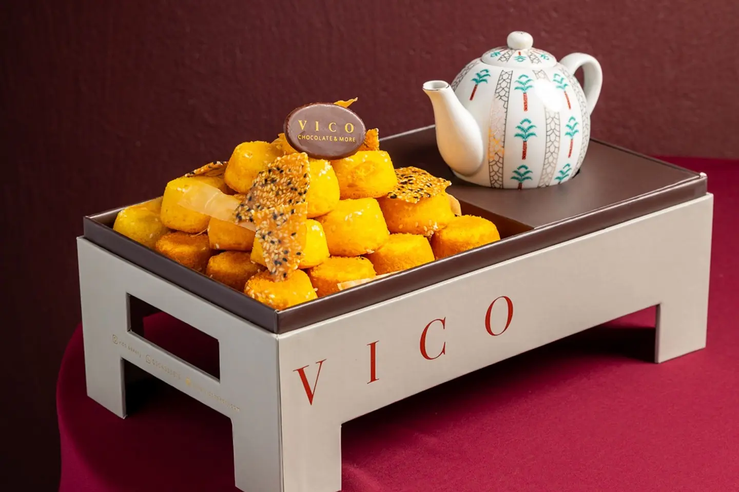 Saffron Mini Cake Large