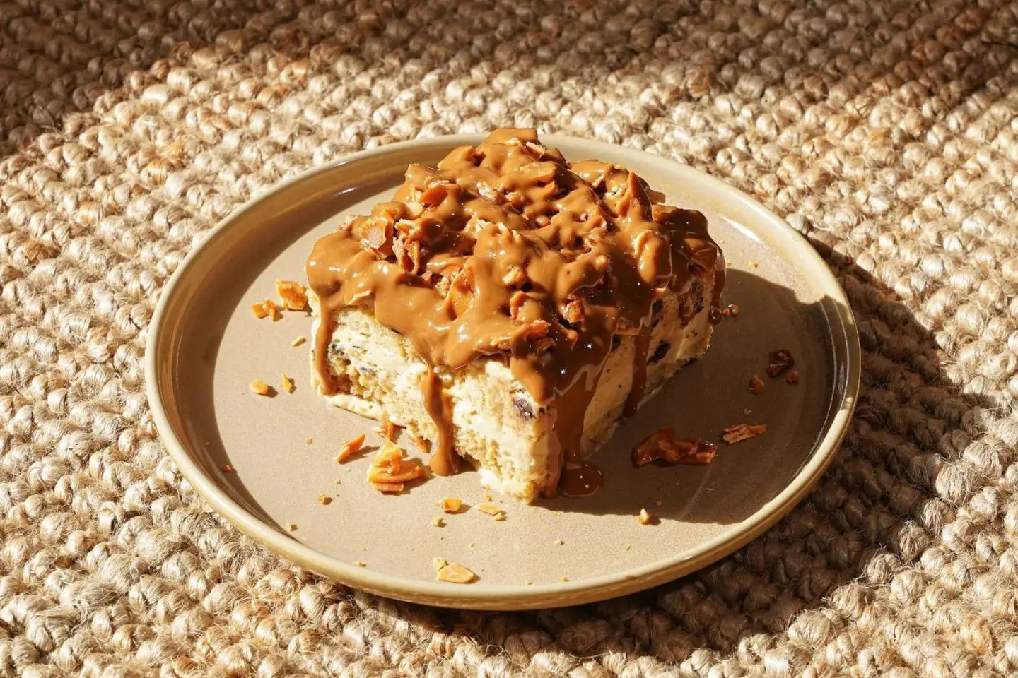 الموند كريزي كيك