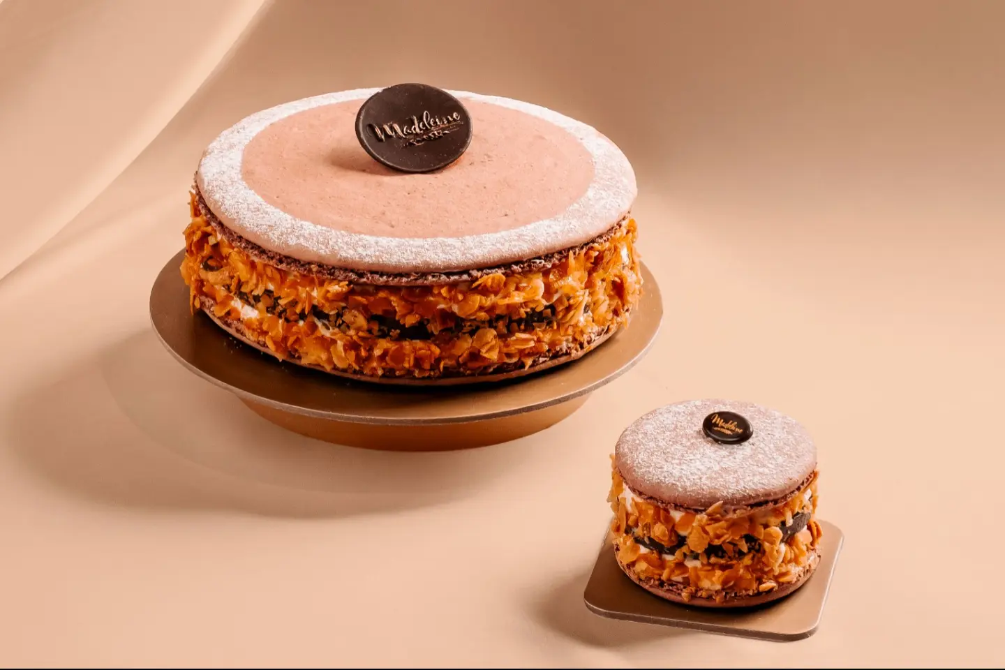 Salted Caramel Macaroon - Small