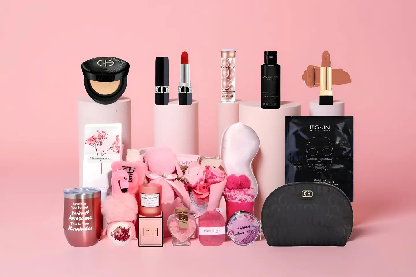 باقة الجمال والعناية والدلال ماركات عالمية اصلية في بوكس هدايا فاخر