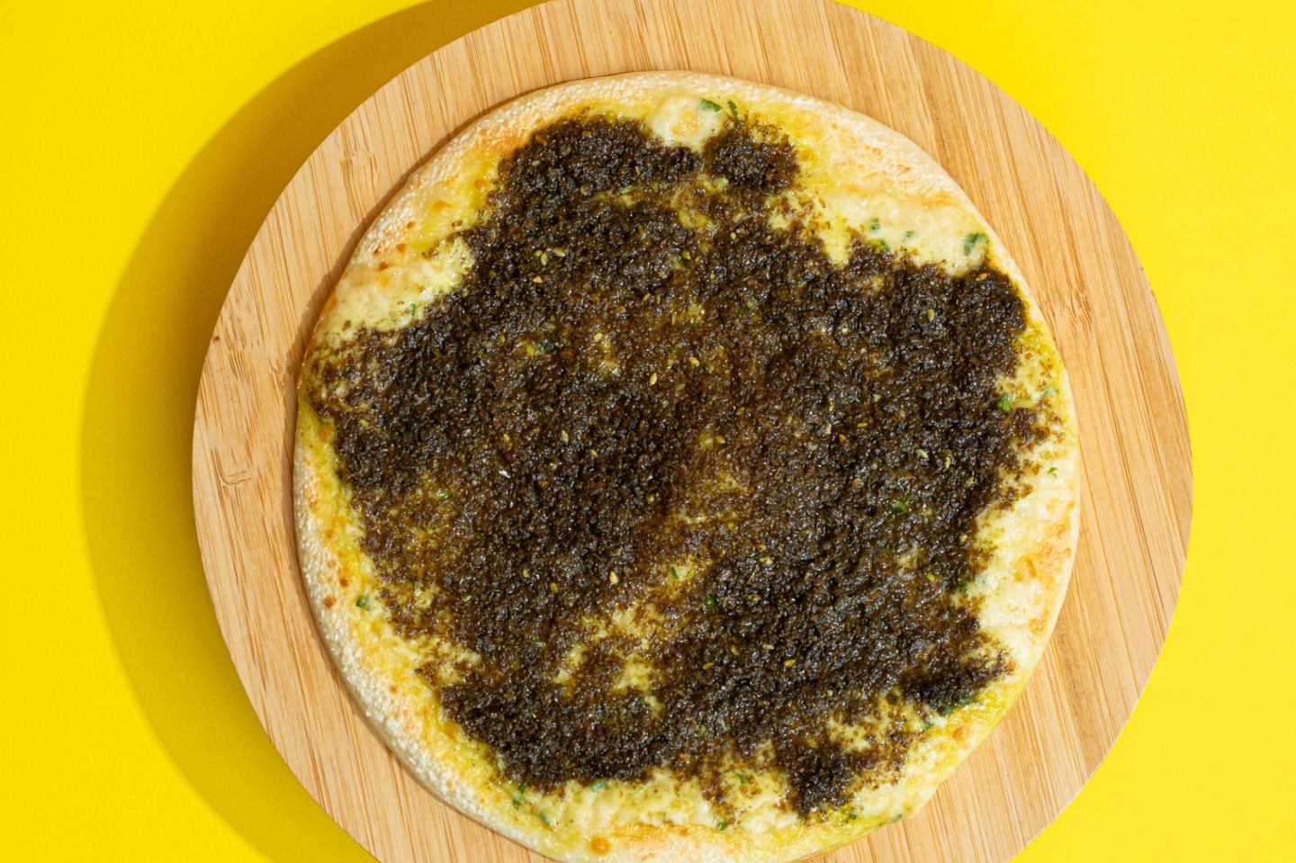 فطيرة العكاوي بالزعتر